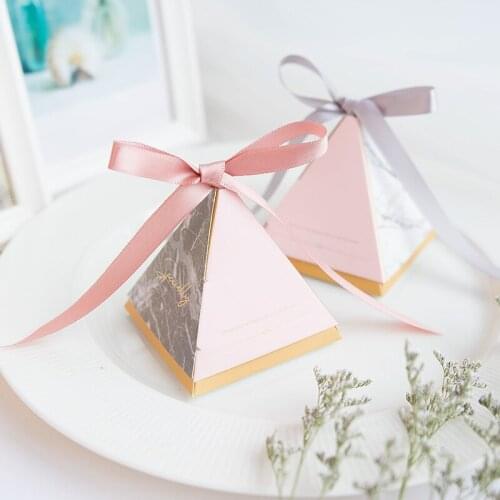 100PCS Triangle Candy Box Gift Bag Birthday Party Gift Box With Ribbon Wedding Paper Box Festival Supplies