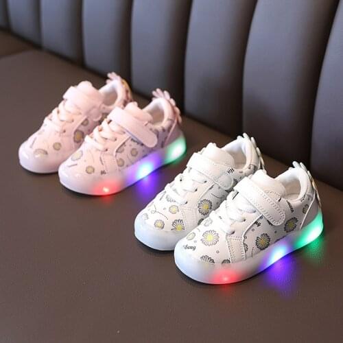 2021 new childrens led boys boots girls breathable luminous shoes luminous sports shoesPrincess shoes Breathablesize 21-30