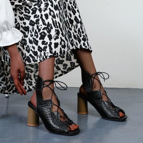 2021 Big Size 33-48 Summer High Heels Shoes Thick Heels Open Toe Party Shoes Pu Leather Women Lace-up Pumps