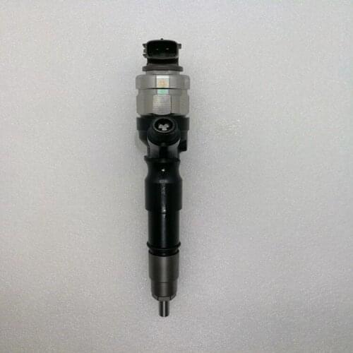 High quality diesel engine parts fuel injector nozzle 23670-30190
