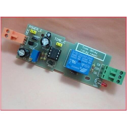 Free Shipping!!! electronic Power-up reset on NE555 relay module / NE555 adjustable time delay reset module board
