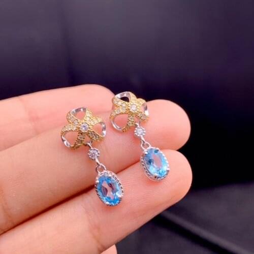 Natural Topaz Earrings. The latest design. European and American super fashion design. 925 sterling silver. Include certificate