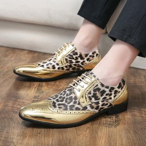 Pointed Toe Plus size 45 Bullock Carved Mens Shoes British Sequins Leopard Patchwork Male Trend Casual Shoes