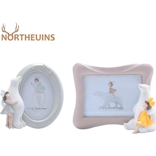 NORTHEUINS Resin Polar Bear Girl Photo Frame Figurines For Interior Nordic Creative Animal Character Desk Decor Room Decoration