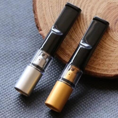 Circulating filtering cleaning type disposable cigarette holder