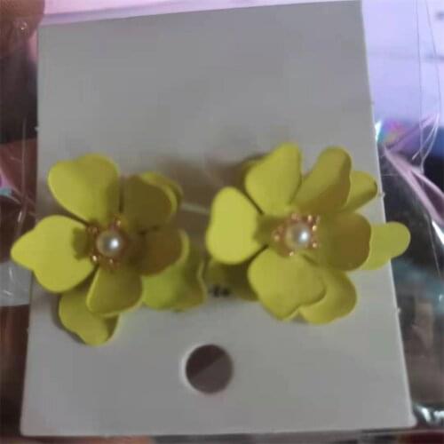 Summer dream color fresh flower pearl buds earrings with all-around European and American brands