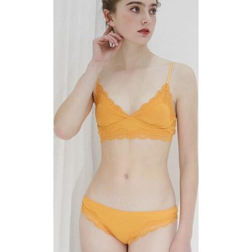 New Sexy Padded Ladies Lingerie Sets Women Candy Color Cotton Underwear Fashion Ribbons Cute Soft Push Up Femmes Lace Bras Set