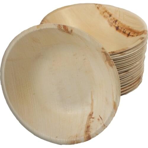 Ecorigin disposable and biodegradable palm leaf bowl. 16.5x3.5 cm