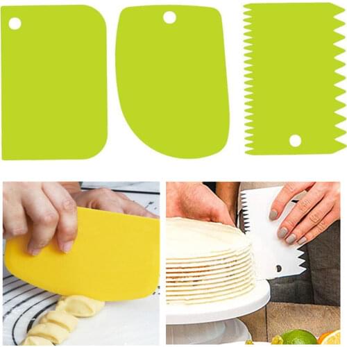 3PCS/Lot Dough Cake Cutter Slicer Spatula for Cake Cream Scraper Pasty Cutters Scraper Irregular Teeth Edge DIY Smoother
