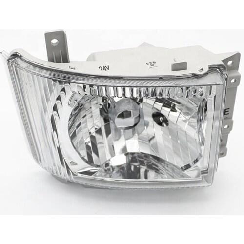 Hot selling truck headlamp 8-98226184-0 8982261840 suitable for ISUZU 700P NQR truck