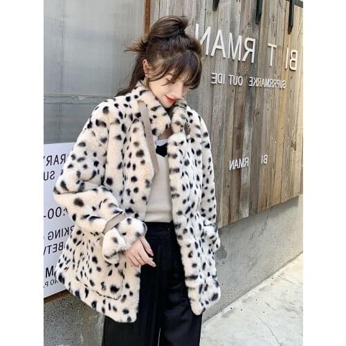 Fur Jacket Women Winter Young Models Furry Leopard Print Imitation Lamb Fur with Plush 2021 New Loose Fashion Fur Coat Women