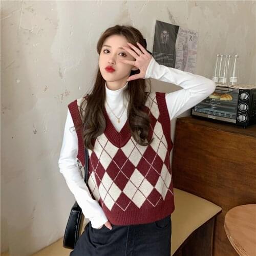 Vintage Argyle Sweater Vest Women 2021 Korean Style Preppy Plaid V Neck Sleeveless Knitted Pullover Waistcoat gilet femme T600