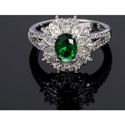 Princess Cut Green Crystal Silver Color Wedding Finger Crystal Ring for Women Wedding Luxury Flower-shape Jewelry Ring Wholesale