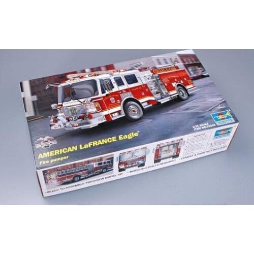 Trumpeter 1/25 02506 American LaFRANCE Eagle Fire Pumper