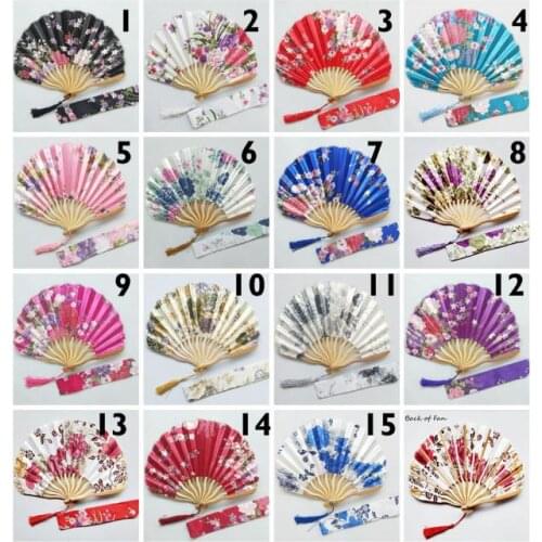 200pcs Personalized Cherry Blossom Design Round Cloth Folding Hand Fan with Gift bag Wedding Gifts for Guests SN2939