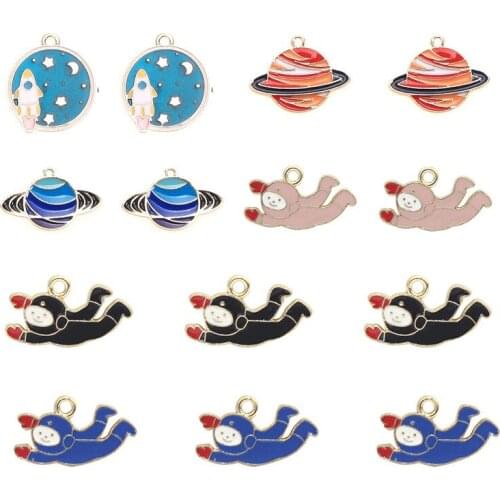 10pcs/lot Planet Astronaut Dangle Handmade Enamel Charms Pendant DIY for Bracelet Necklace Bag