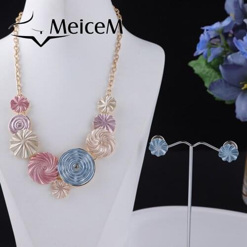 MeiceM Gray Enamel Geometric Chain Choker Necklace Big Circle Pendant Necklaces for Female Fashion Womens Jewelry Set Gifts