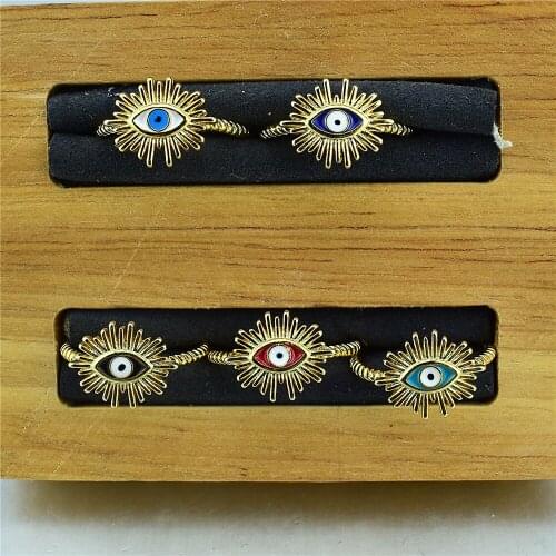 The new electroplated micro-inlaid exaggerated eye opening adjustable ring finger ring is very suitable for both men and women