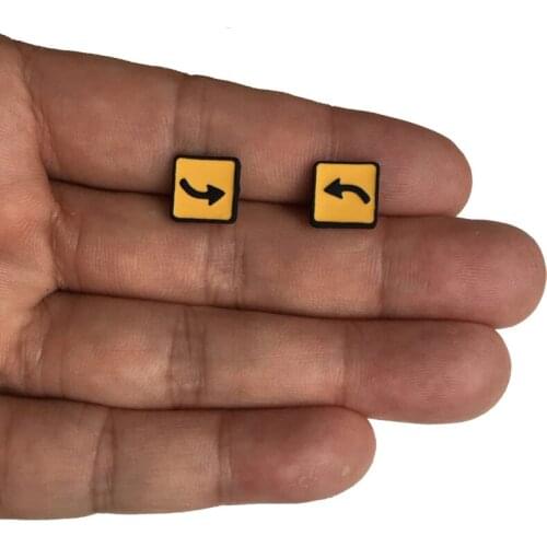 Traffic sign Go left to right enamel Earrings for woman