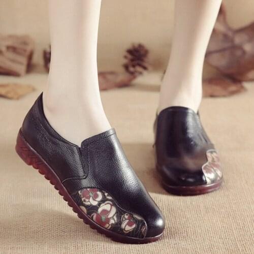 Fashion Genuine Leather Women Shoes 2021 New Arrival Ethnic Style Female Loafers Summer Womens Comfy Soft Sole Flats Shoes