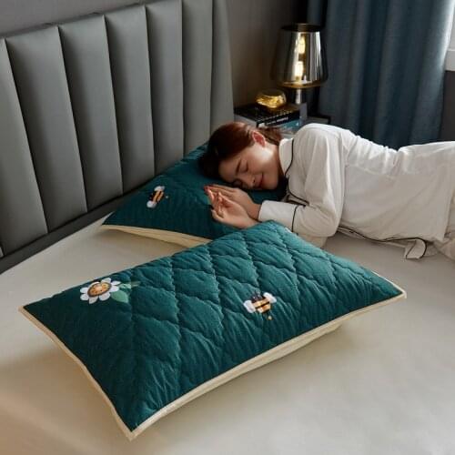 Single-sided Quilted Home Pillowcase Soft Cozy Sleeping Pillowcase Home Decorative Pillow Cover 48x74cm