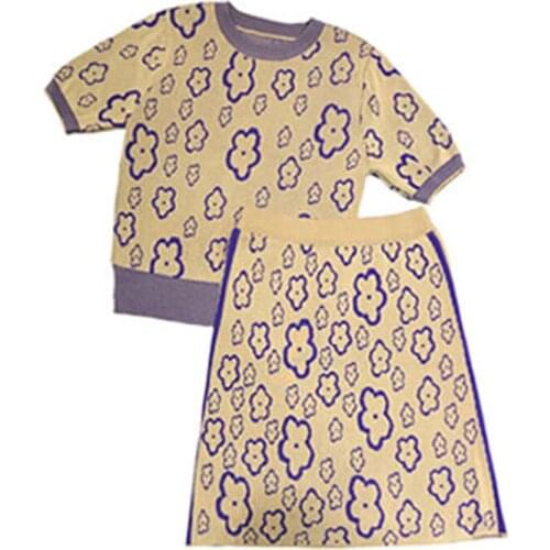 PERHAPS U Women Set Knitted O Neck Two Pieces Short Sleeve Skirt Floral Print Khaki T0218