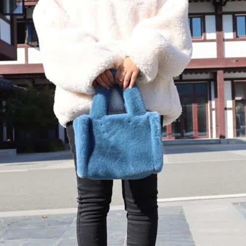 Winter Fashion Faux Fur Bag Large Capacity Solid Color Female Travel Handbag Plush Female Bag