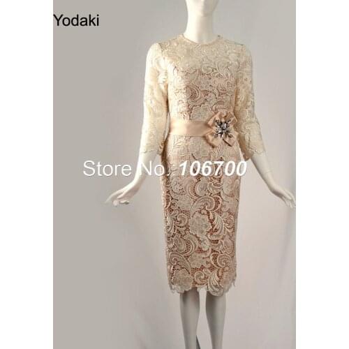 Mother of the bride dresses 2018 illusion gown short beige red black sleeves embroidery lace evening dress plus size available