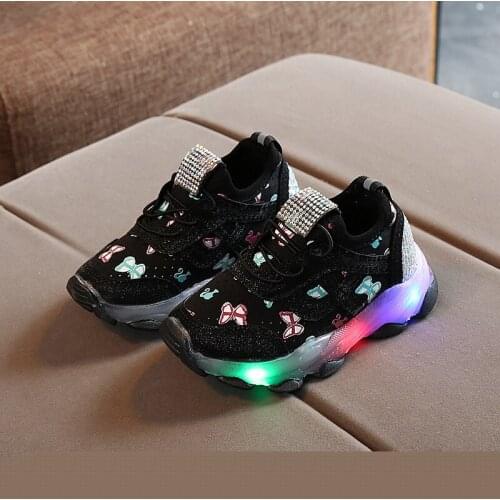2021 New Glowing Sneakers for Girls Autumn Butterfly Children Shoes Backlit Sneakers for Toddler Girl Sneakers Little Girl Shoes