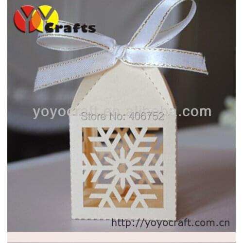 High-class party funny favors sweet snowflake favours box handmade candy gift box for Christmas