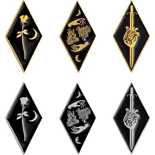 KUNIU Brooches