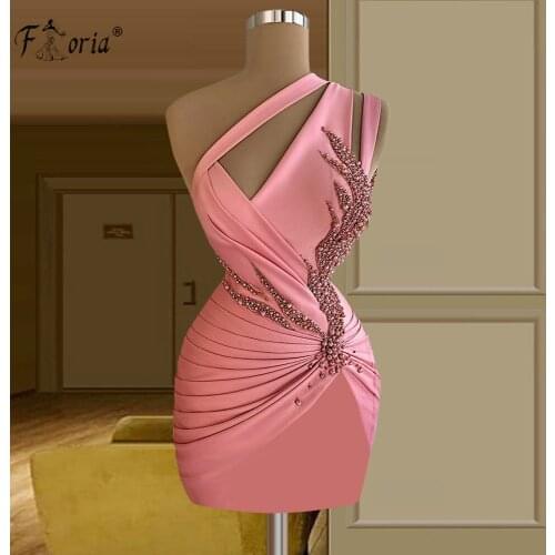 Beaded Pink Cocktail Dresses 2021 One Shoulder Pearls Mermaid Prom Gown Pleats Arabic Celebrity Party Dress Robe De Cocktail