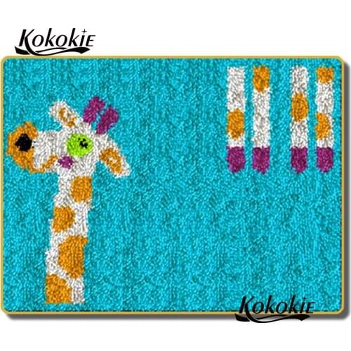 Diy latch hook rug giraffe printed carpet accessories floor mat needle for carpet embroidery foamy pink cat kussen knooppakket