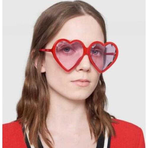 2021 New Vintage Fashion Luxury Red Gradient Lenses Love Heart Sunglasses Uv400 Orange Sexy Retro Sun Glasses 90S Shades Eyewear