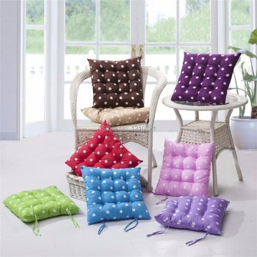 1Pcs Free shipping 16" X 16"/40x40cm Anti-stress Chair Cushion / Pad with Polka Dots