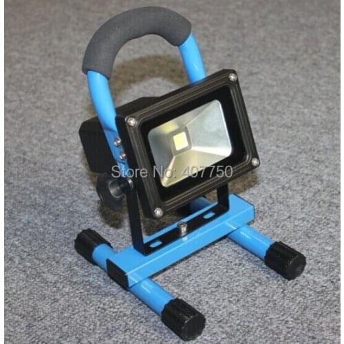 World popular hot sale rechargeable portable led flood light 10w led flashlight with car charger used for outdoor activities