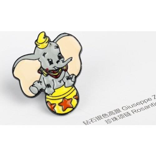 Disney Dumbo Elephant Brooches Enamel Pin Cartoon Cute Elephant Metal Brooch for Dresses Backpack Badge Clothes Pin