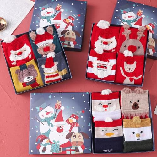 Womens Socks New Year Santa Claus Kids Gifts Fashionable Cute Cotton Cartoon Unisex Christmas Socks 2020 Four Pairs Gift Box