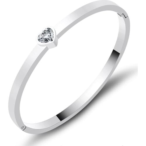 FYALFRED Bracelets With Pendants