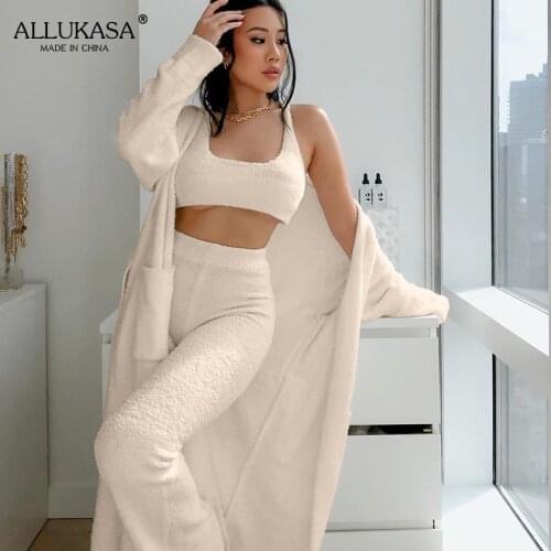 Sportswear ladies knitted two-piece autumn plush tight-fitting short top + leggings casual and comfortable jogging home suit