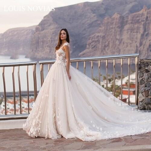 Louis Novias Sexy V-neck Lace Princess Wedding Dress 2020 Backless Romantic Appliques Tulle Wedding Gowns Vestido De Noiva