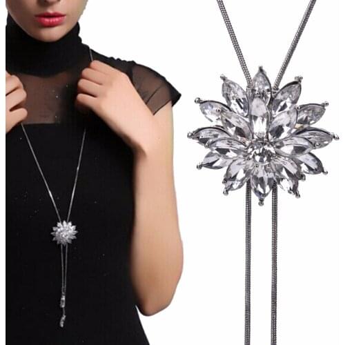 1PC Flower Snow Sweater Chain Crystal Long Crystal Pandents Clovers Long Necklace Women Girls Fashion Jewelry Decoration