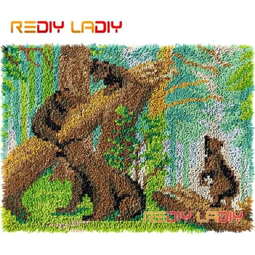 Latch Hook Rug Forest Bears Crocheted Wall Tapestry Kits DIY Carpet Rug Chunky Yarn Needlework Knitted Floor Mat Arts & Crafts