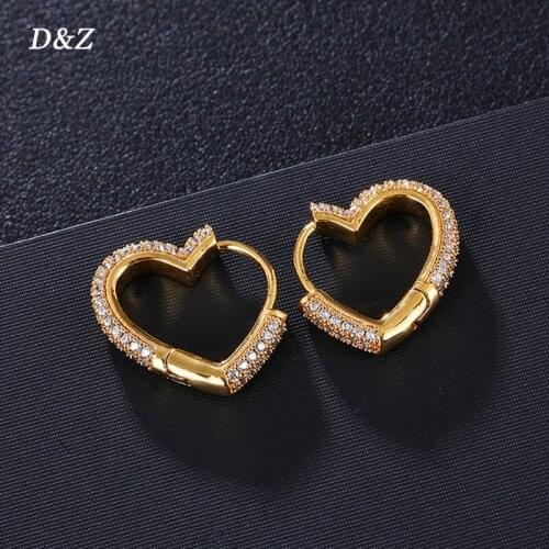 D&Z 1Pair Iced Out Heart Shape Brass Earring Micro Paved AAA+ CZ Stones Hip Hop Punk Fashion Delicate Jewelry Gift For Men Women