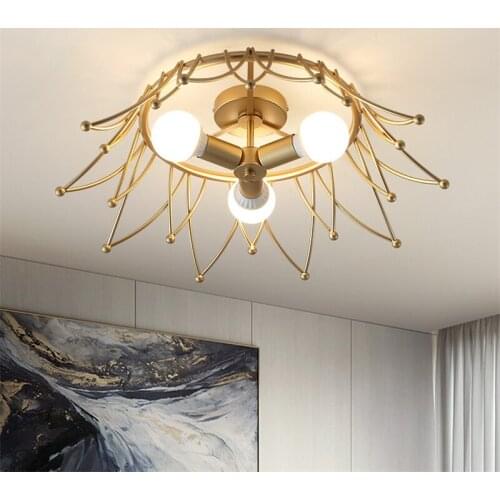 Luxurious Atmosphere LED Ceiling Lights For Apartment Living Room Bedroom Nordic Creative Personality Golden Crown Art Luminaire