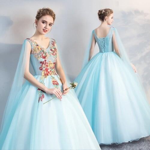New Arrival Quinceanera Dresses Vintage Ball Gown Long Vestidos Party Prom Appliques Embroidery Sweet 16 years Lace up back