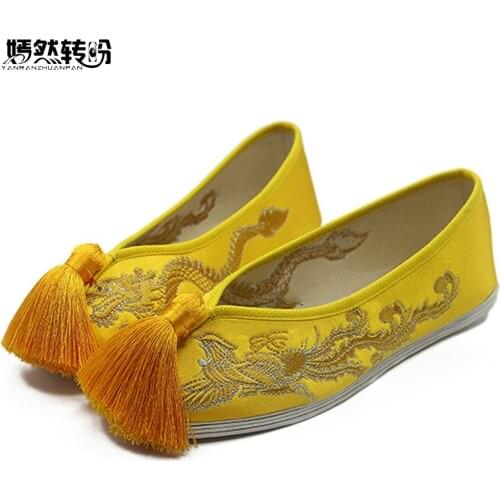 Vintage Women Flats Bride Shoes Chinese Wedding Satin Dragon Phoenix Embroidered Tassel Breathable Single Ballet Shoes Woman