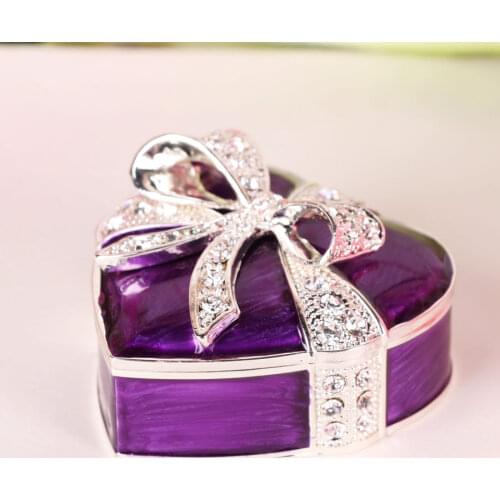 European Butterfly heart shape metal jewelry storage box desktop organizer Wedding Ring storage box for home decoration Z092