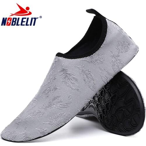 Size 40-41 Outdoor Men Water Shoes Quick-Dry Aqua Socks Barefoot for Beach Swim Surf Yoga Exercise Diving Skin Paste Soft Shoes