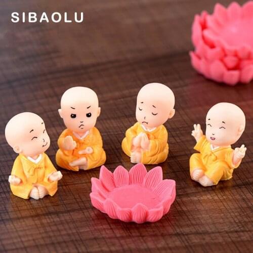 Yellow Monks lotus figurine Miniature Decor Mini Fairy Garden cartoon character figure statue Model anima Resin craft ornaments